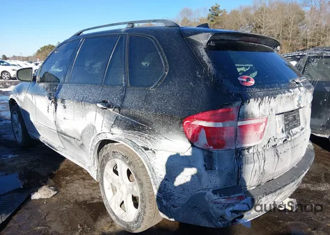 2010 BMW X5 xDrive30I z USA, uszkodzony, nr VIN 5UXFE4C51AL380118